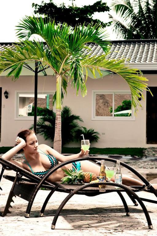 Natures Garden Park Resort And Spa Lapu-Lapu City Exteriör bild