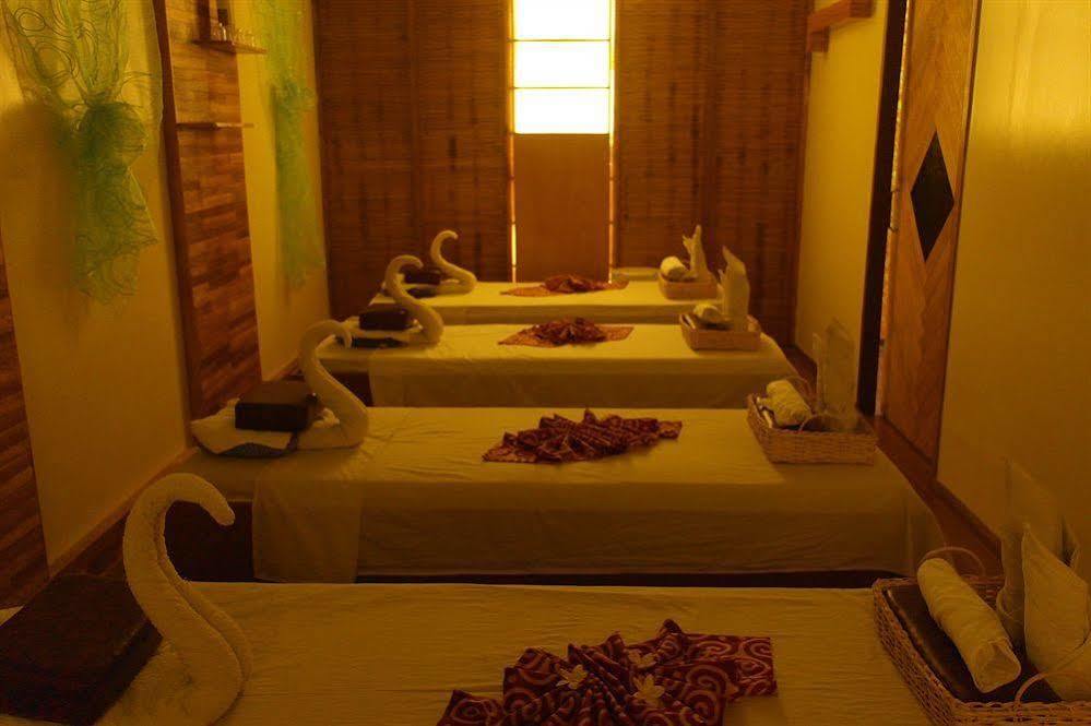 Natures Garden Park Resort And Spa Lapu-Lapu City Exteriör bild