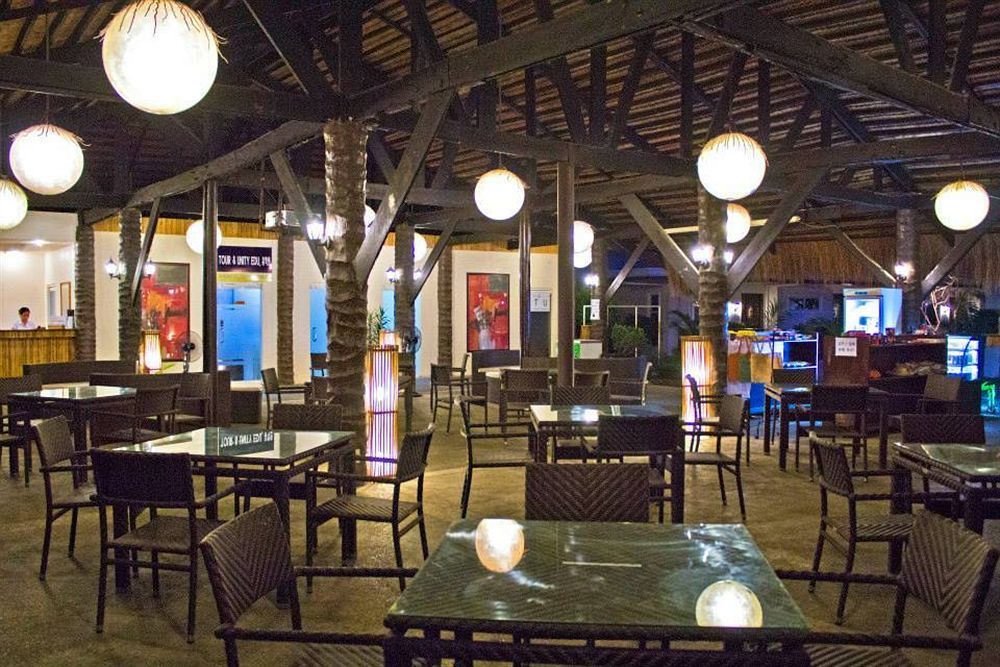 Natures Garden Park Resort And Spa Lapu-Lapu City Exteriör bild